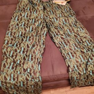 Snowboard Pants NWT